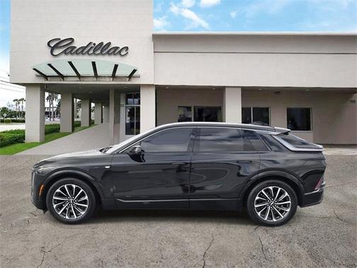 2024 Cadillac LYRIQ Sport