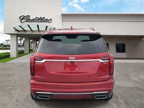 2024 Cadillac XT6 Premium Luxury FWD