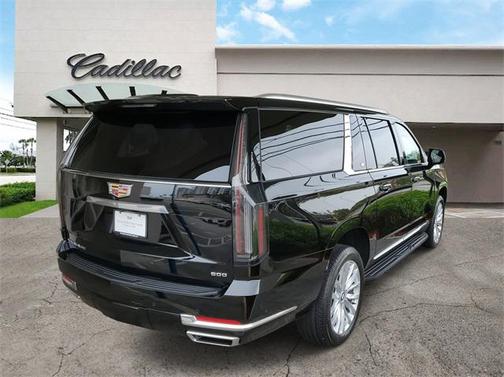 2025 Cadillac Escalade ESV Luxury