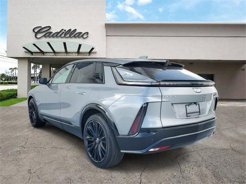2025 Cadillac LYRIQ Sport