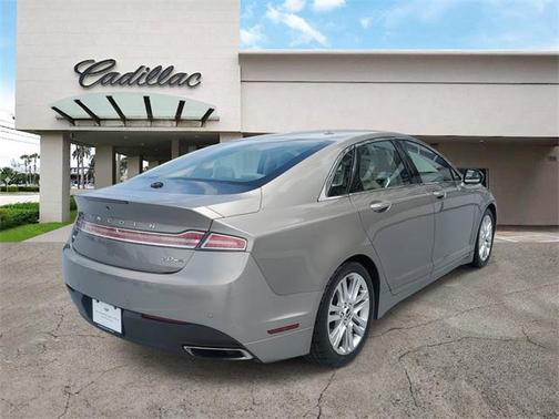 2016 Lincoln MKZ Base
