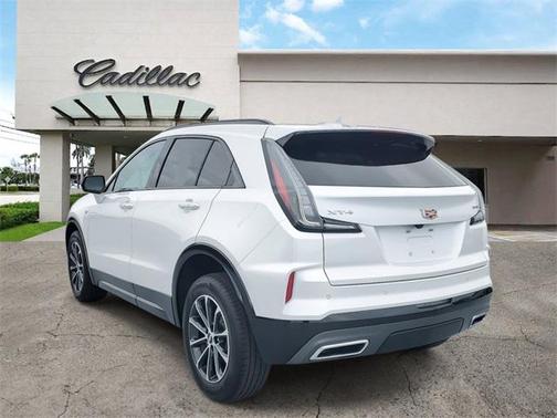 2025 Cadillac XT4 Sport