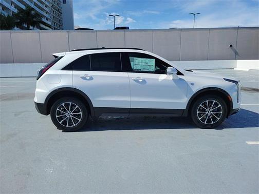 2025 Cadillac XT4 Sport