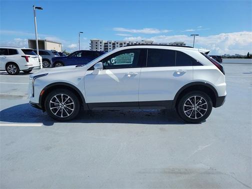 2025 Cadillac XT4 Sport