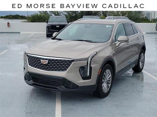 2025 Cadillac XT4 Premium Luxury