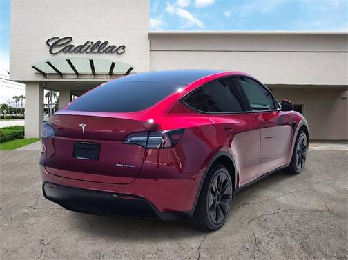 2024 Tesla Model Y Long Range Dual Motor All-Wheel Drive