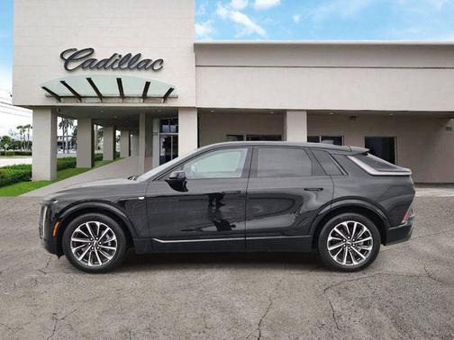 Stellar Black Metallic 2025 Cadillac LYRIQ Sport