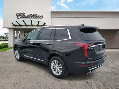 2025 Cadillac XT6 Luxury FWD