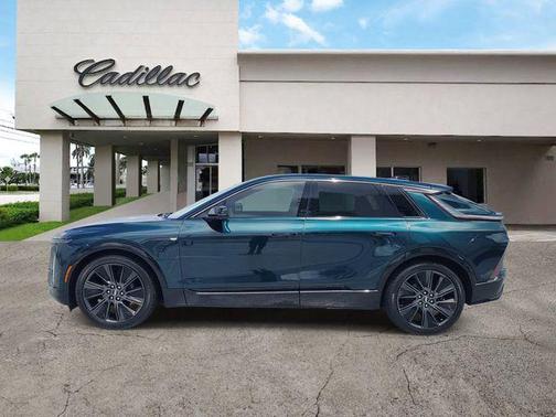 Emerald Lake Metallic 2024 Cadillac LYRIQ Sport