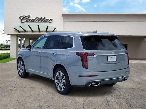 2025 Cadillac XT6 Premium Luxury FWD