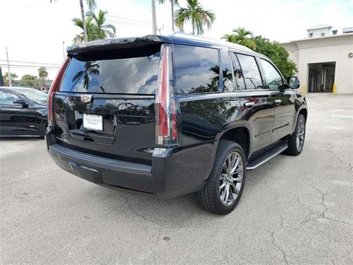 2020 Cadillac Escalade Luxury