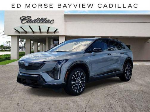 Argent Silver Metallic 2026 Cadillac OPTIQ Sport
