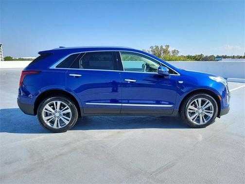 2024 Cadillac XT5 Premium Luxury