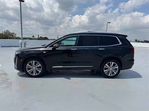 2024 Cadillac XT6 Premium Luxury FWD