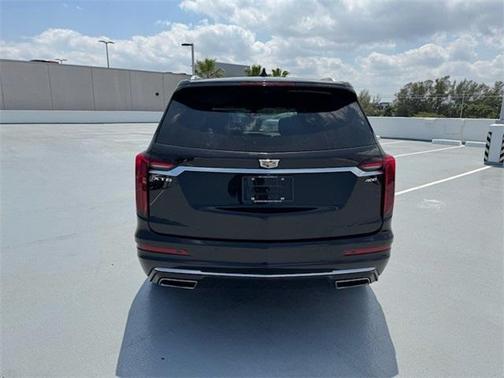 2024 Cadillac XT6 Premium Luxury FWD
