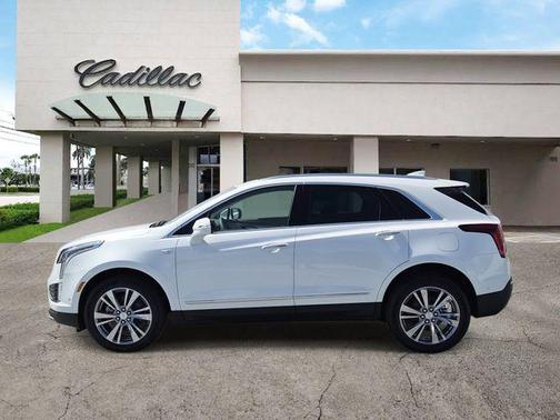 2026 Cadillac XT5 Premium Luxury