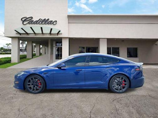 Deep Blue Metallic 2024 Tesla Model S Plaid