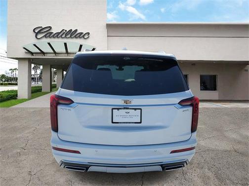 2025 Cadillac XT6 Premium Luxury FWD