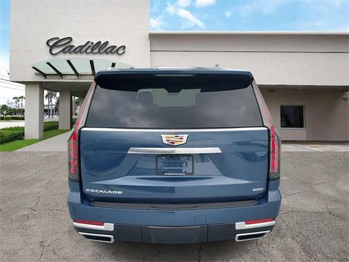 2026 Cadillac Escalade ESV Luxury