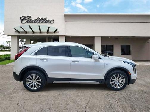 2021 Cadillac XT4 Premium Luxury