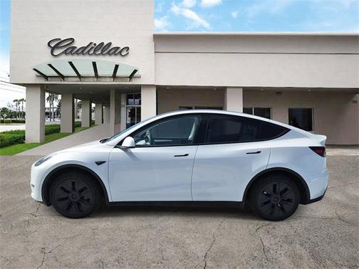 2025 Tesla Model Y Long Range Dual Motor Rear-Wheel Drive