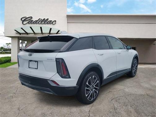 2025 Cadillac OPTIQ Sport 1 AWD