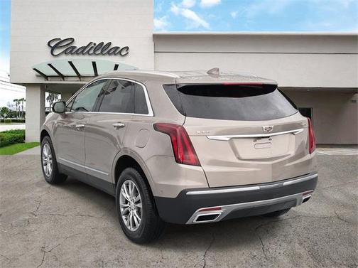 2022 Cadillac XT5 Premium Luxury