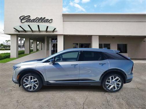 2026 Cadillac OPTIQ Luxury