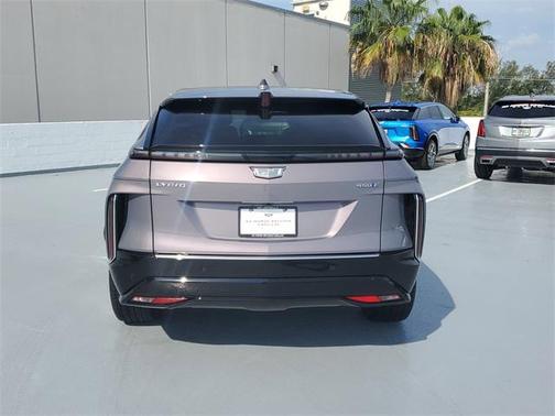 2025 Cadillac LYRIQ Luxury w/1SC