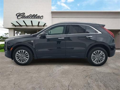 2025 Cadillac XT4 Premium Luxury