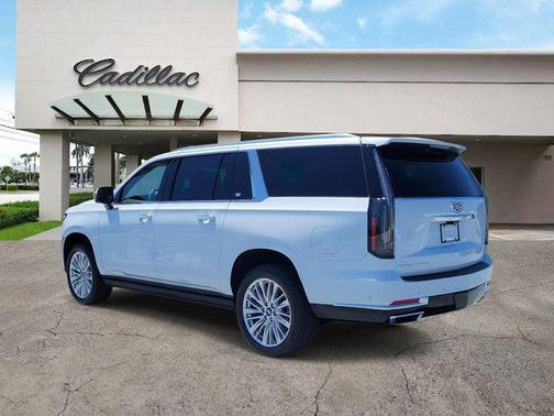 Vibrant White Tricoat 2026 Cadillac Escalade ESV Luxury