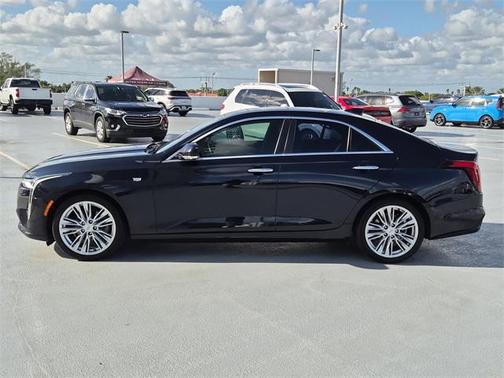 2021 Cadillac CT4 Premium Luxury