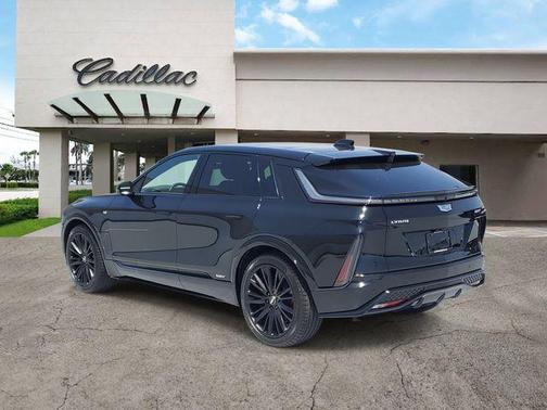 2026 Cadillac LYRIQ V Premium