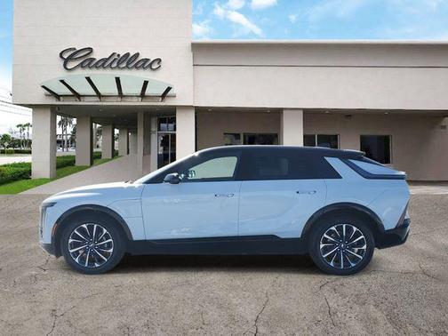 2026 Cadillac LYRIQ Sport