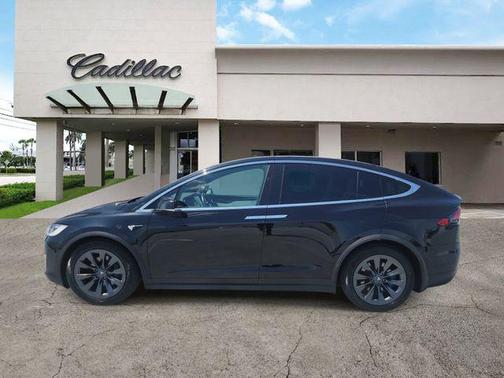 Solid Black 2018 Tesla Model X P100D
