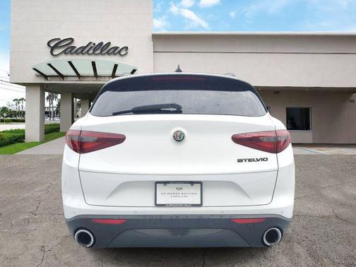 Alfa White 2021 Alfa Romeo Stelvio Base