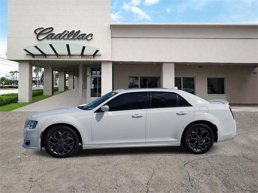 2018 Chrysler 300 S