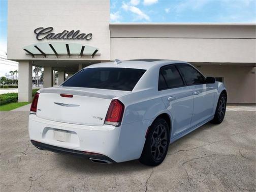 2018 Chrysler 300 S