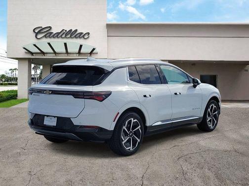 Summit White 2025 Chevrolet Equinox EV LT