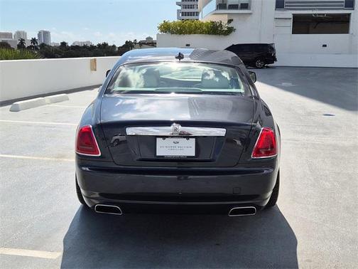 2010 Rolls-Royce Ghost 