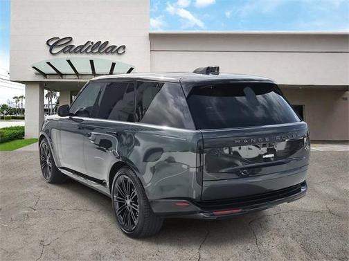 2023 Land Rover Range Rover P530 SE