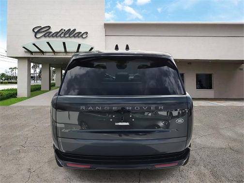 2023 Land Rover Range Rover P530 SE