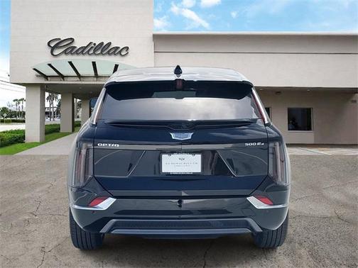 2025 Cadillac OPTIQ Luxury 1 AWD