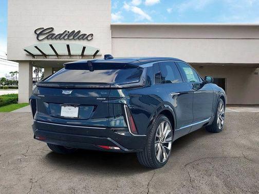 Emerald Lake Metallic 2026 Cadillac LYRIQ Signature Luxury