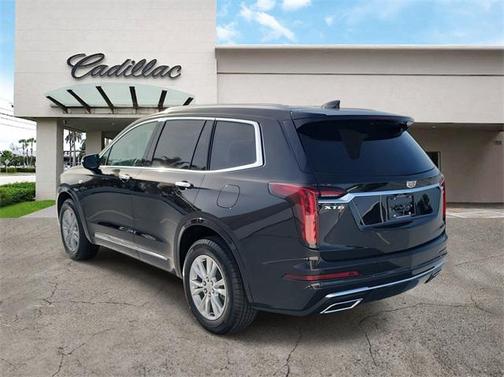 2025 Cadillac XT6 Luxury FWD