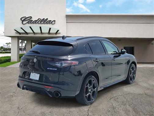 2024 Alfa Romeo Stelvio Veloce AWD