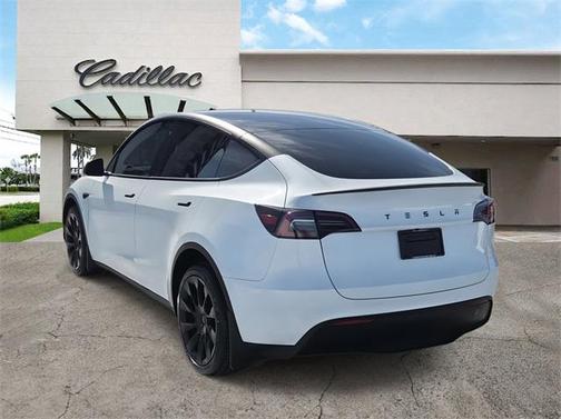2023 Tesla Model Y Long Range Dual Motor All-Wheel Drive