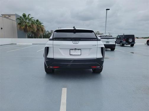 2025 Cadillac LYRIQ Luxury w/1SD