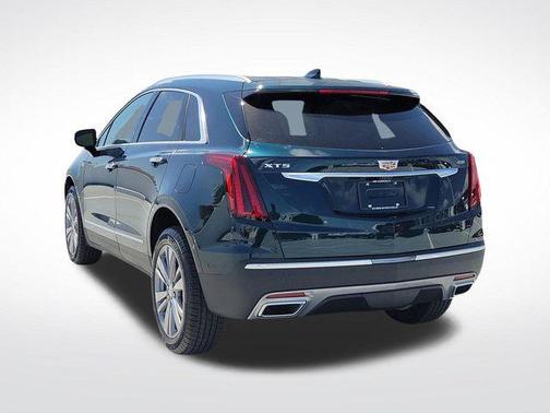 Emerald Lake Metallic 2026 Cadillac XT5 Premium Luxury