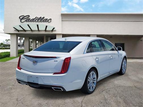 2018 Cadillac XTS Luxury